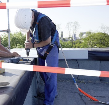 Arbeitssicherheit Möglichkeiten der Absturzsicherung